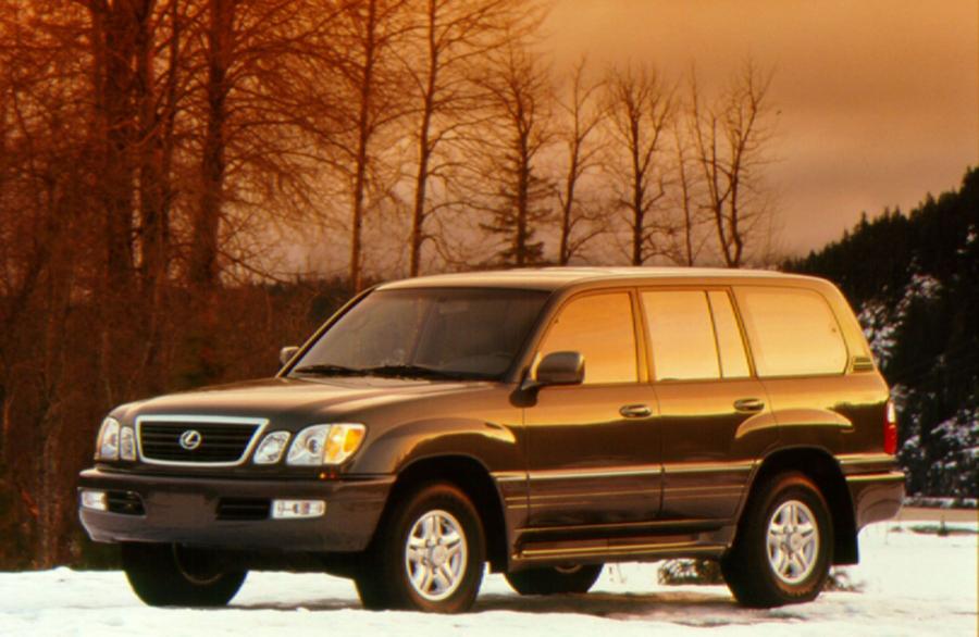  Lexus LX470 1998 года  (фото 32 из 44)